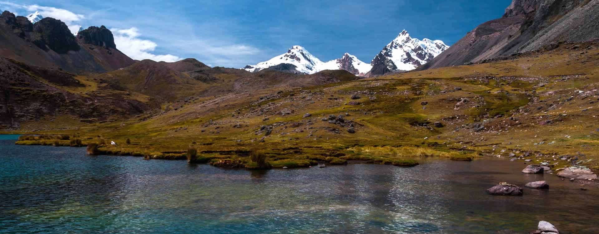 Hiking to 7 lagunas of Ausangate